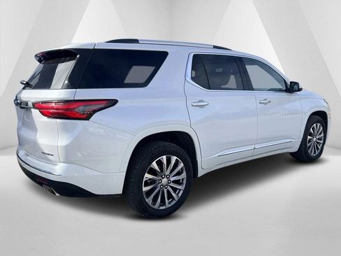 Used 2022 Chevrolet Traverse Premier image 7