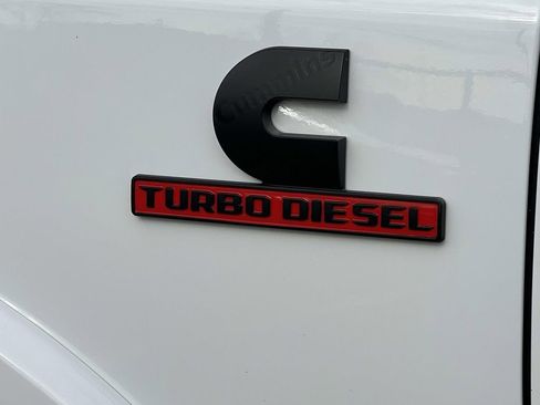 Used 2021 RAM 2500 Limited w/ Safety Group AWD/4WD image 8