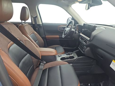 Used 2025 Ford Bronco Sport Outer Banks w/ Outer Banks Tech Package+ image 17