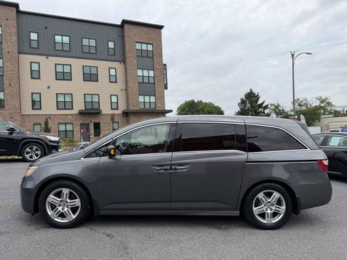 Used 2012 Honda Odyssey Touring Elite image 4
