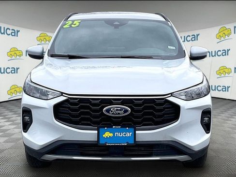 Used 2025 Ford Escape ST-Line Select image 2