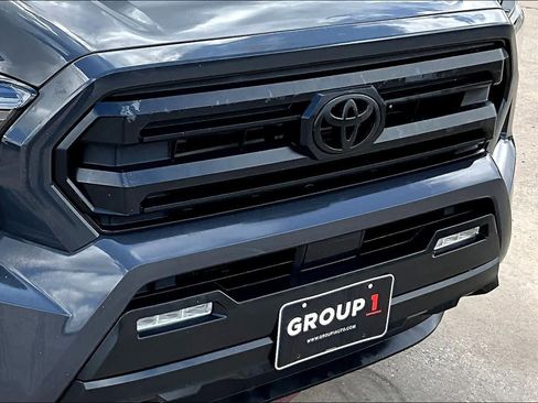 Used 2025 Toyota Tacoma SR5 image 30