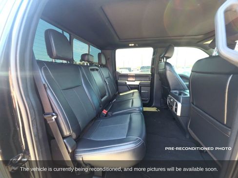 Used 2022 Ford F250 Lariat w/ Black Appearance Package AWD/4WD image 15