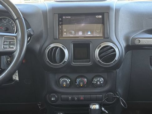 Used 2017 Jeep Wrangler Unlimited Sport w/ Max Tow Package AWD/4WD image 16