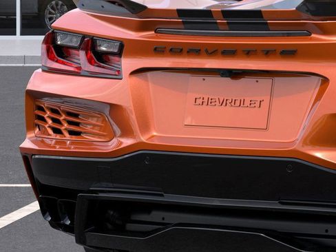 New 2025 Chevrolet Corvette E-Ray image 14