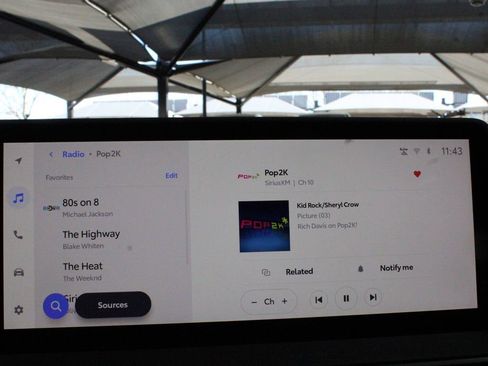 New 2026 Toyota Prius Plug-In Hybrid FWD image 34