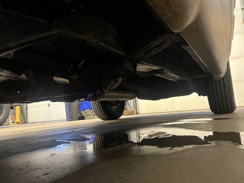 Used 2004 Jeep Grand Cherokee Laredo w/ Tan Your Hide Group image 13