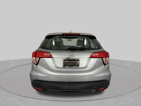 Used 2017 Honda HR-V LX image 6