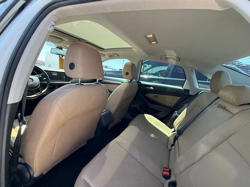 Used 2019 Volkswagen Jetta SE FWD image 8