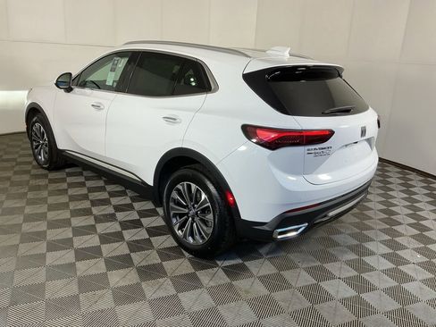 Used 2024 Buick Envision Preferred image 9