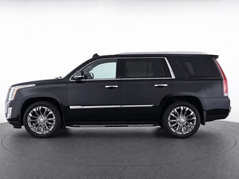 Used 2020 Cadillac Escalade Premium Luxury w/ LPO, Radiant Package RWD image 7