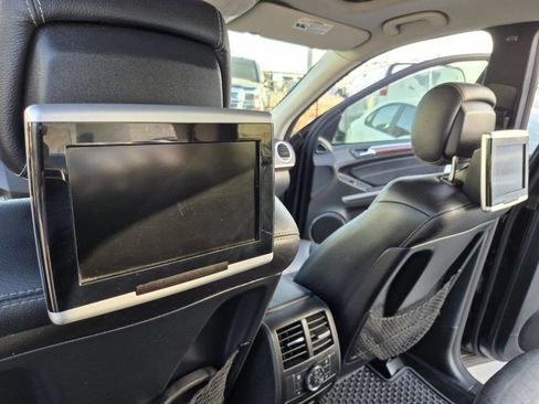 Used 2009 Mercedes-Benz GL 320 BlueTEC 4MATIC image 26