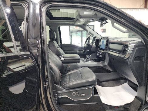 Used 2021 Ford F150 Lariat w/ Equipment Group 502A High image 12