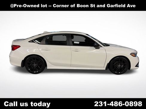 Used 2024 Honda Civic Sport image 6