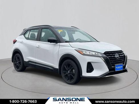 Certified 2023 Nissan Kicks SR w/ SR Premium Package FWD image 1