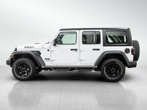 Used 2020 Jeep Wrangler Unlimited Sport AWD/4WD image 2