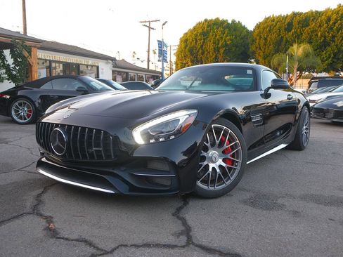 Used 2018 Mercedes-Benz AMG GT C image 3