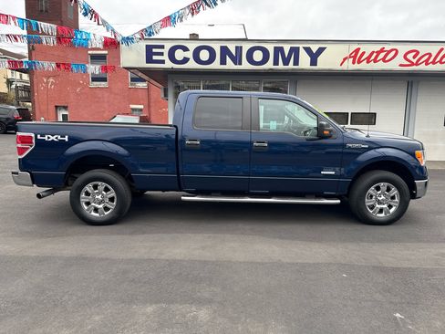 Used 2011 Ford F150 XLT w/ XLT Chrome Pkg image 2