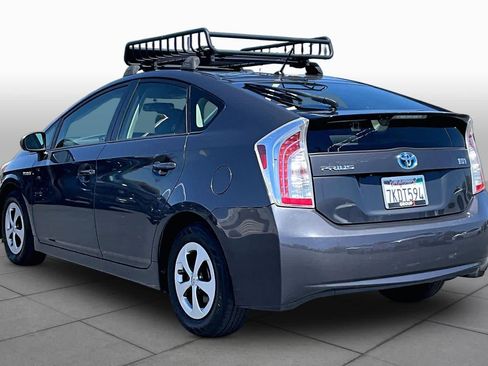 Used 2015 Toyota Prius Two FWD image 11