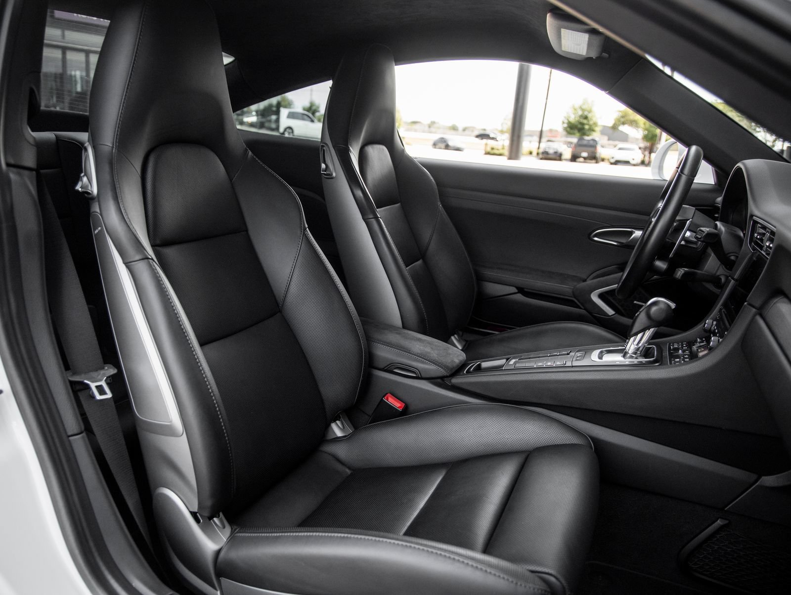 Certified 2018 Porsche 911 Carrera 4 GTS AWD/4WD image 34