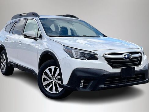 Used 2022 Subaru Outback Premium image 1