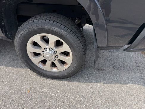 Used 2020 RAM 2500 Laramie AWD/4WD image 7