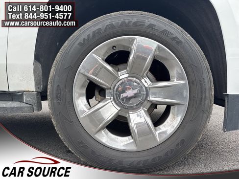Used 2017 Chevrolet Suburban LT image 47