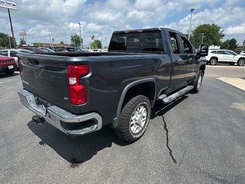 Used 2020 Chevrolet Silverado 2500 LT w/ Convenience Package AWD/4WD image 3