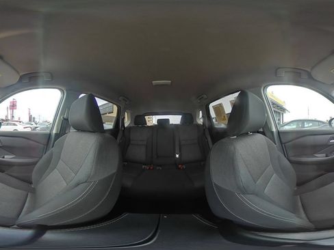 Used 2025 Nissan Rogue SV FWD image 44