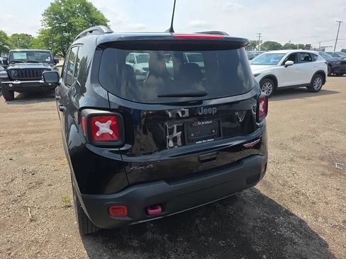 Used 2022 Jeep Renegade Trailhawk AWD/4WD image 6