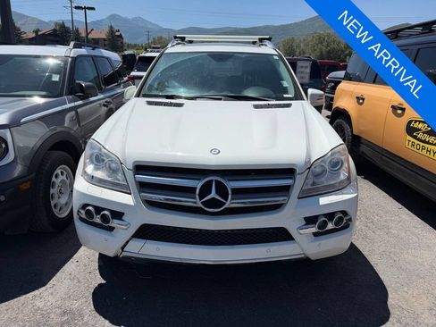 Used 2011 Mercedes-Benz GL 450 4MATIC image 2