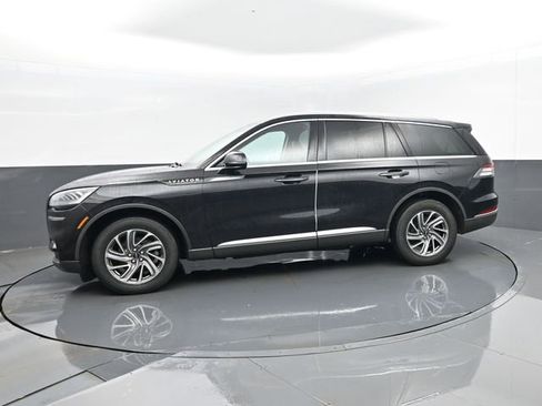 Used 2023 Lincoln Aviator AWD image 5