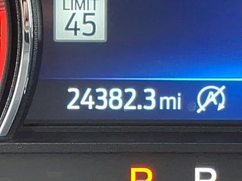 Certified 2023 Ford Explorer ST-Line w/ Class IV Trailer Tow Package image 29