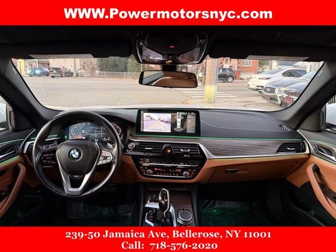 Used 2022 BMW 530i xDrive w/ Convenience Package image 26