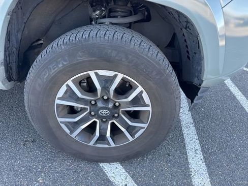 Used 2023 Toyota Tacoma TRD Sport w/ TRD Premium Sport Package image 11