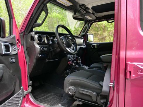 Used 2022 Jeep Wrangler Unlimited Rubicon 4xe w/ Cold Weather Group image 22