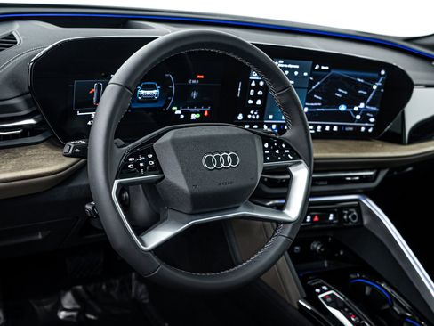 New 2025 Audi Q5 Premium Plus image 10