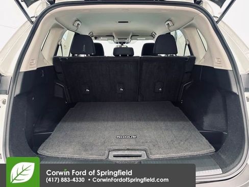Used 2021 Nissan Rogue S image 15