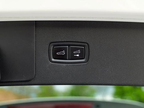 Used 2023 Porsche Cayenne Platinum Edition AWD/4WD image 67