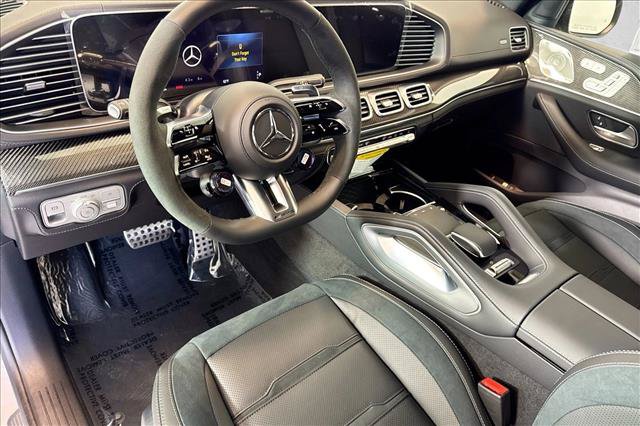New 2026 Mercedes-Benz GLE 53 AMG 4MATIC Coupe image 9