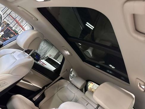 Used 2023 Genesis GV70 2.5T w/ Select Package AWD/4WD image 18