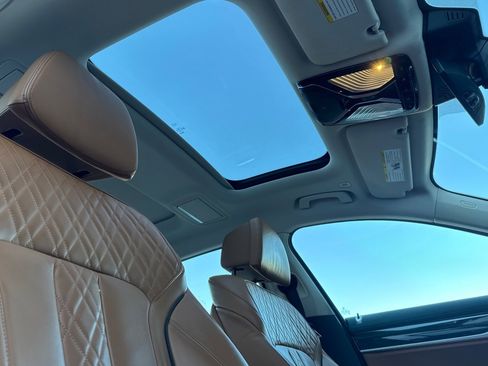 Used 2020 BMW 740i w/ Premium Package image 16