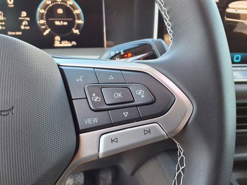 New 2026 Volkswagen Tiguan SE image 23