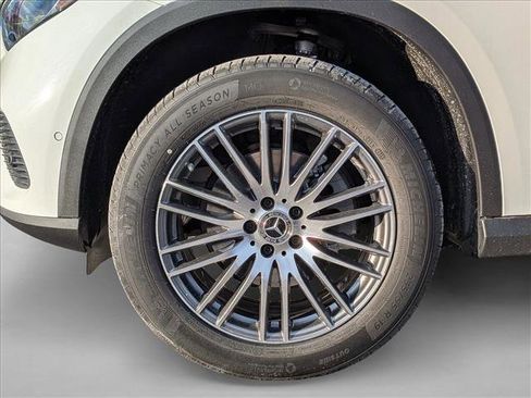 New 2026 Mercedes-Benz GLC 300 4MATIC image 9