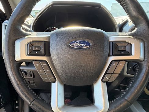 Used 2020 Ford F150 Lariat image 22