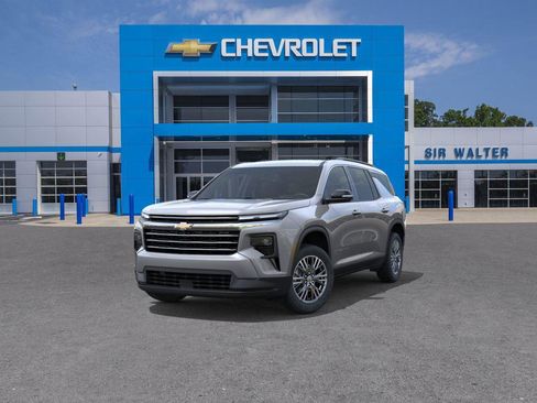 New 2026 Chevrolet Traverse LT w/ Driver Confidence Package image 8