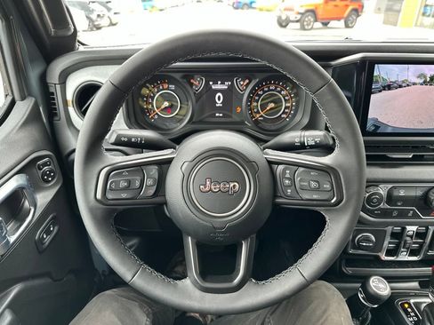 New 2026 Jeep Gladiator Sport AWD/4WD image 26