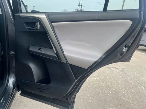 Used 2014 Toyota RAV4 XLE w/ Preferred Accessory Package image 18