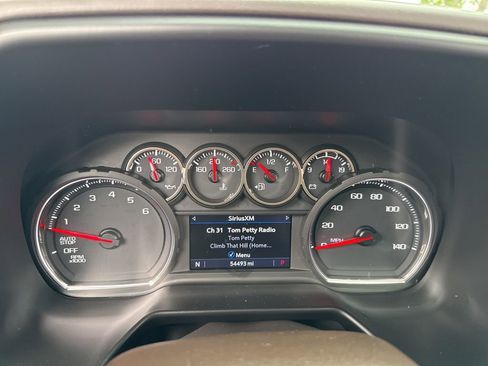 Used 2021 Chevrolet Tahoe LT w/ LT Signature Package image 32