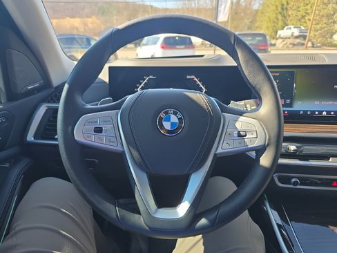 Used 2026 BMW X7 xDrive40i AWD/4WD image 22